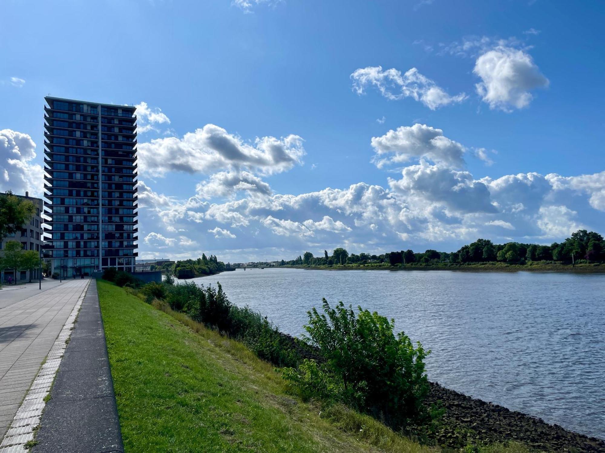 Modern Weserblick BRE